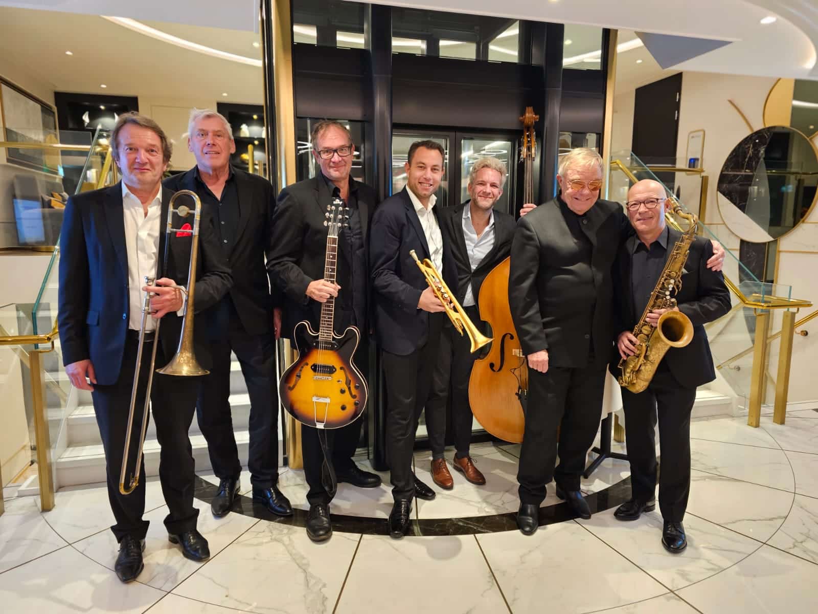 Dani Sparn Orchester mit Max Neissendorfer